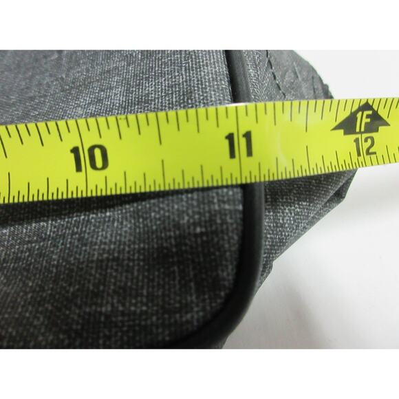 Travel Shaving Bag Thirty-One 31 Signature Collection Gray 11" x 6" x 4" - Picture 6 of 8